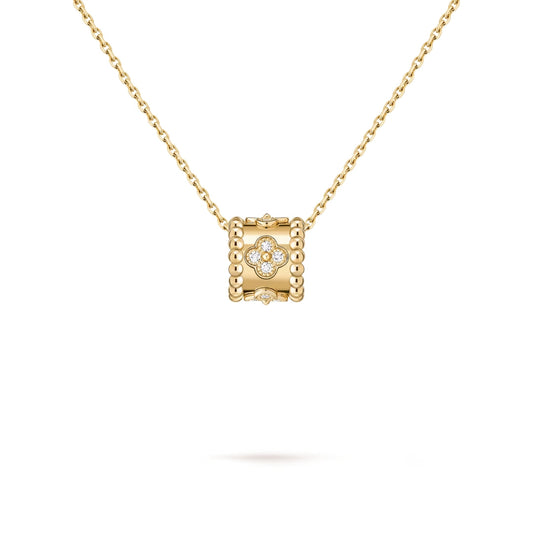 Belle Vante Diamond Clovers Pendant 18K Yellow Gold