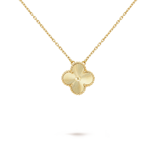 Belle Vante Pendant 18K Yellow Gold