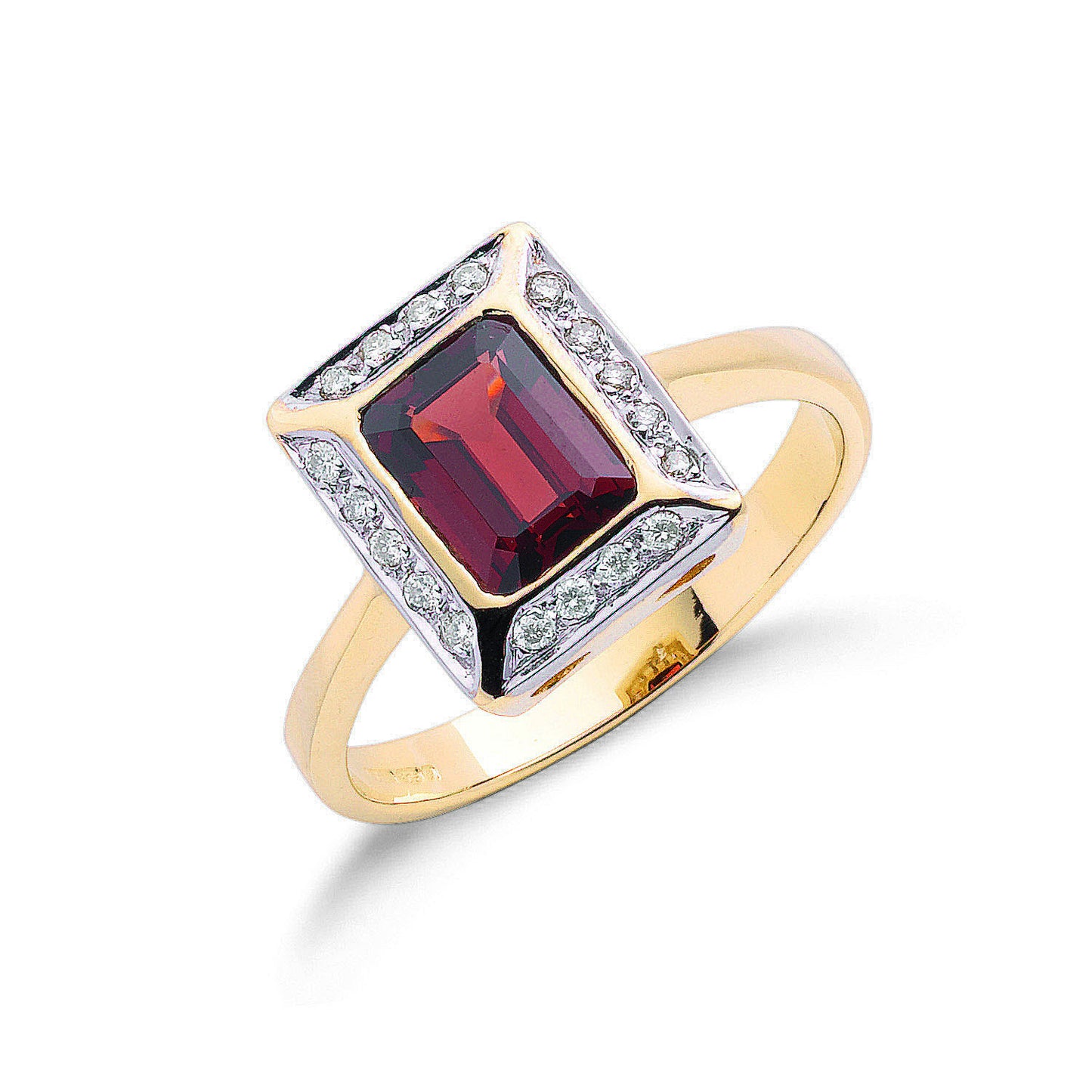 9ct Yellow Gold 0.12ct Diamond & 1.90ct Garnet Ring - 9ct Gold