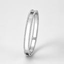 Belle Vante Perlée Signature Medium Model Bracelet