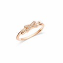 Belle Vante Jeux de Liens Ring Rose Gold Diamonds